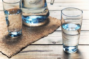 Вода в стаканах Вода в стаканах